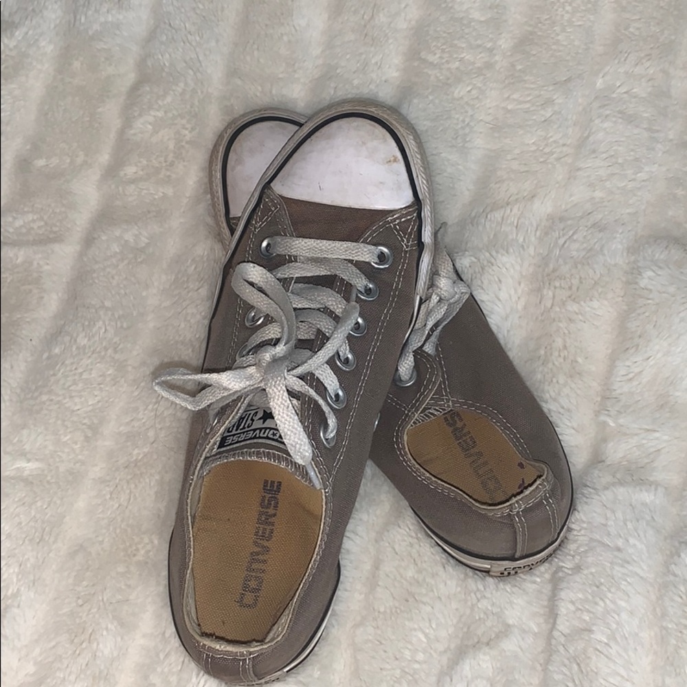 barely worn Short, Grey Converse Shoes (US 7.5)